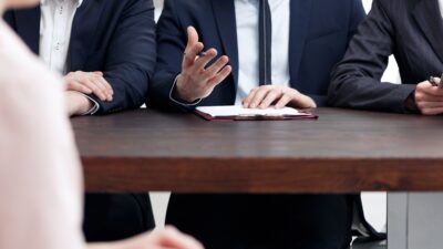 最終面接はAIで攻略！役員クラスを納得させる「戦略的回答」と「逆質問」の技術」